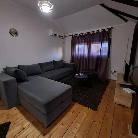 Sofi Apartment Nis